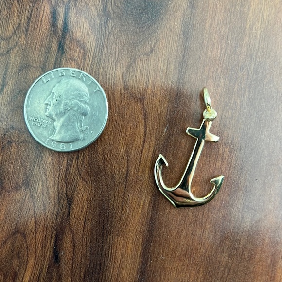 Jewelry - 14k solid gold anchor pendant
